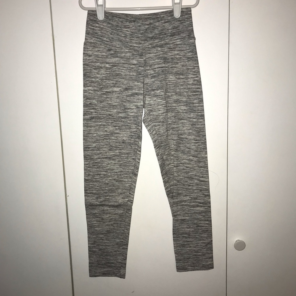 LIVE LOVE DREAM Crop Leggings